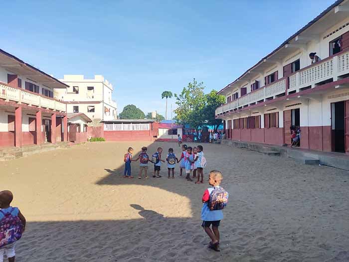 SEPTEMBRE 2024 : Présence Madagascar Suisse Finance la Rénovation de l'École Le Lumignon
